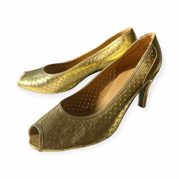 Vintage Christian Dior Souliers France  Gold Open Toe‎ Pumps, Size 6 1/2 B - Picture 3 of 15